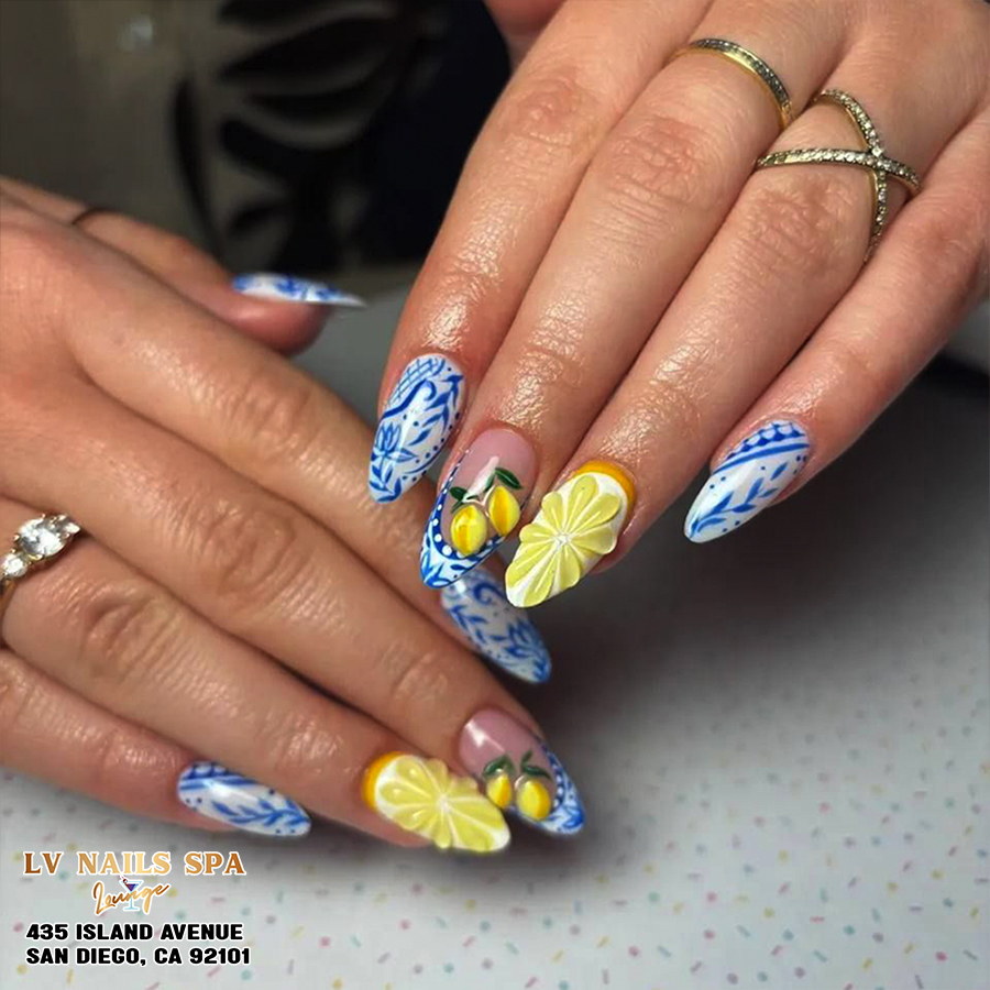 Trending July Nail Ideas